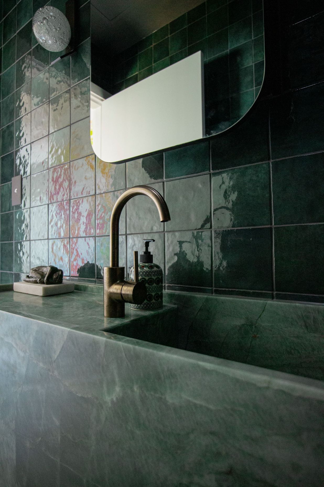 Vista Street Bathroom | Greenwich NSW