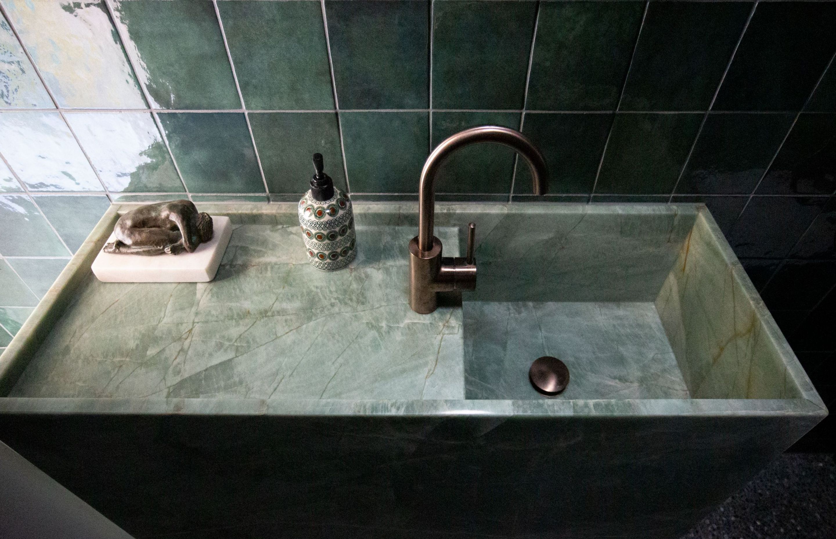 Vista Street Bathroom | Greenwich NSW