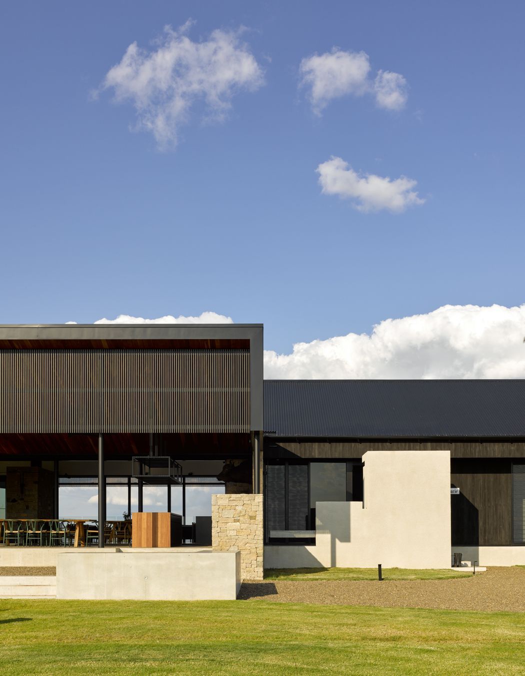 Glenmaurie-Station-by-Shaun-Lockyer-Architects-Issue-11-Feature-The-Local-Project-Image-44-1.jpg