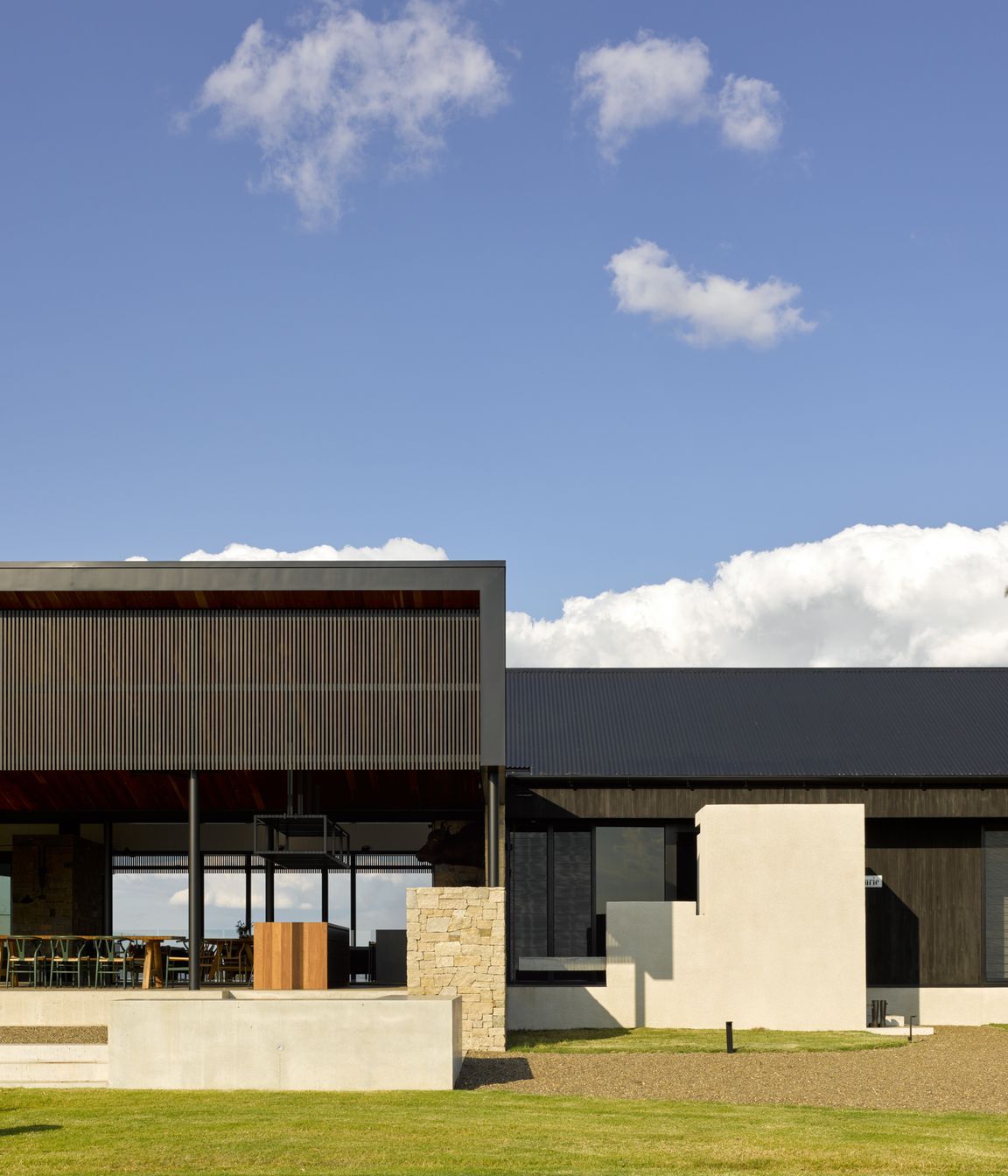 Glenmaurie-Station-by-Shaun-Lockyer-Architects-Issue-11-Feature-The-Local-Project-Image-44-1.jpg