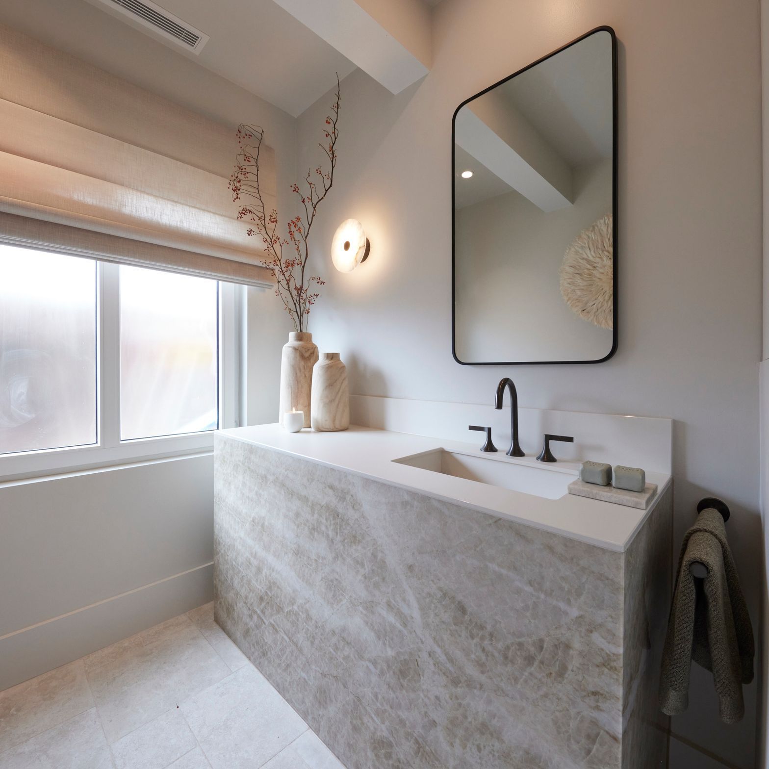 H4-RM4-Bathroom-Steph-Gian-001.jpg