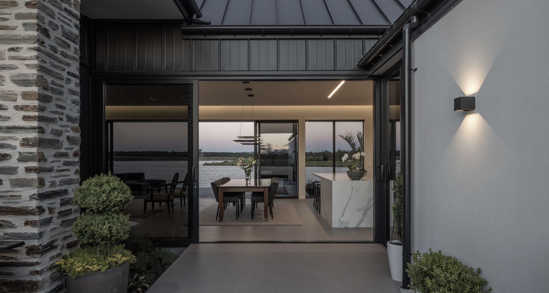 Lake View House banner