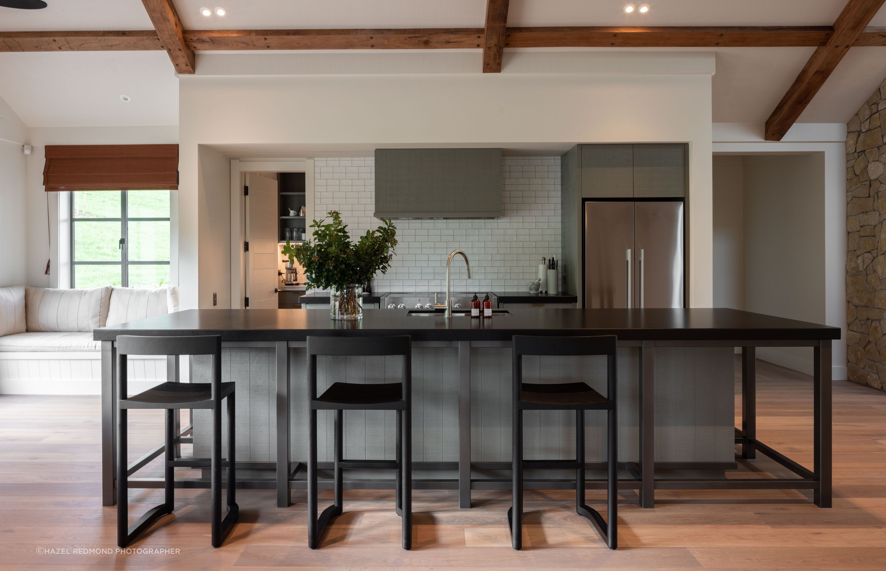 Euchre Lodge - Black Barn Luxury Retreat