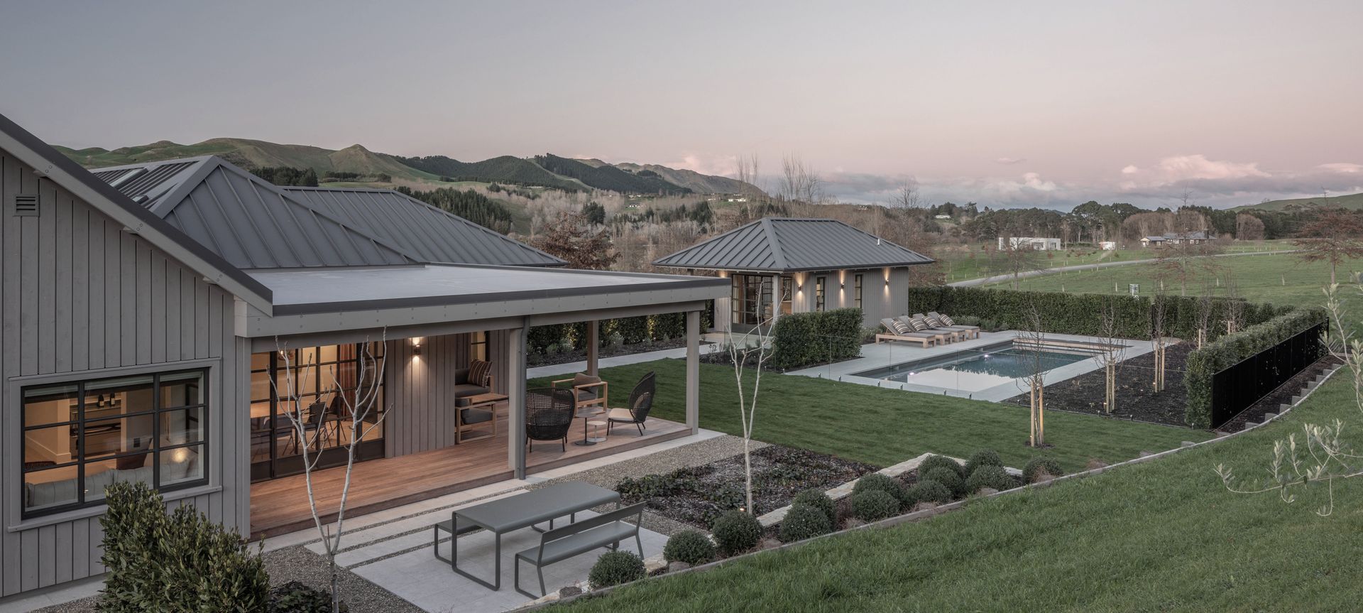 Euchre Lodge - Black Barn Luxury Retreat banner