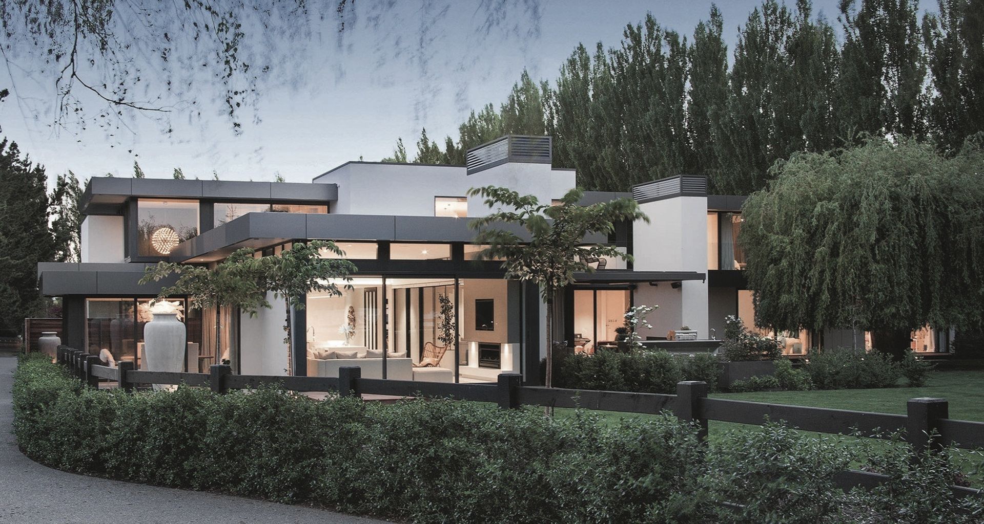 Hills Road Supreme Award-Winning House banner