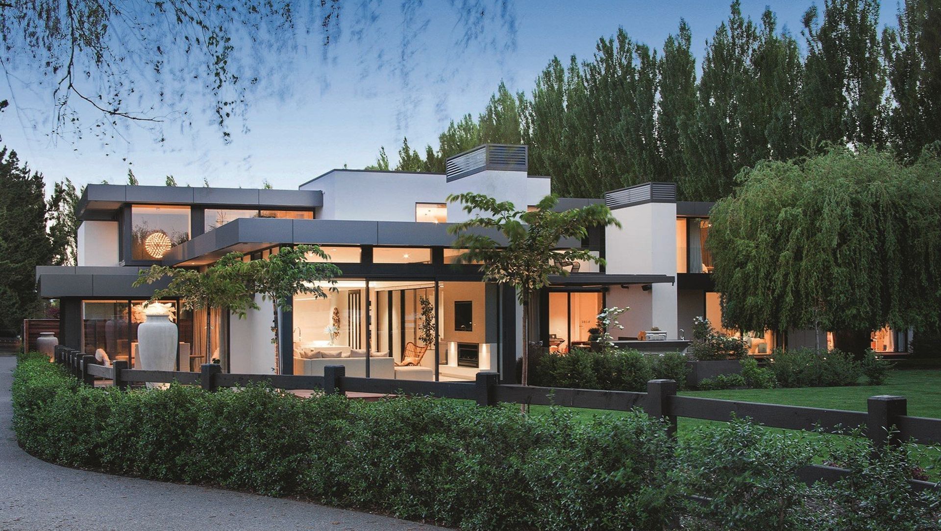 Hills Road Supreme Award-Winning House banner