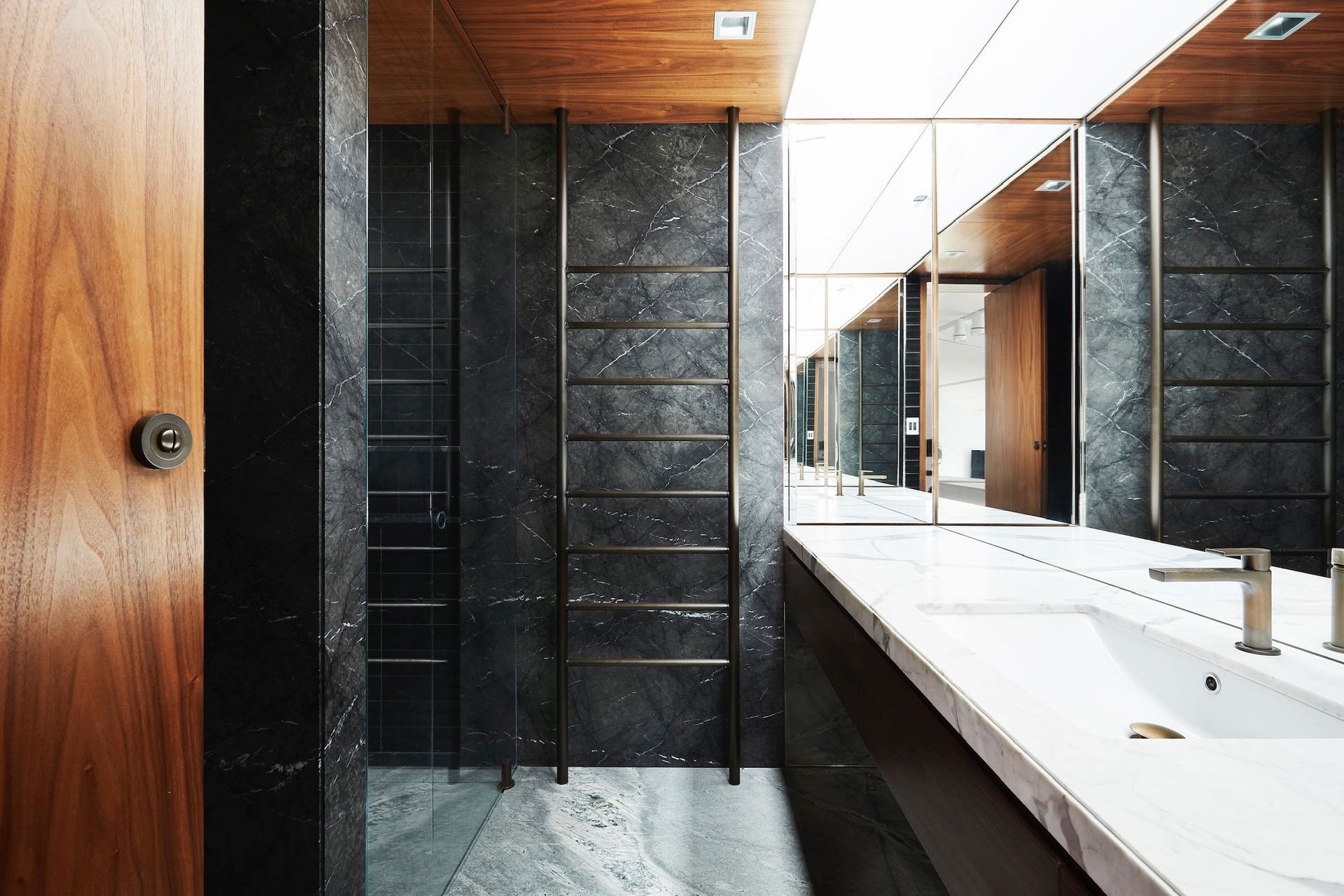 Home 3
