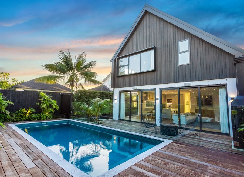 Luxury Oasis on Lemington