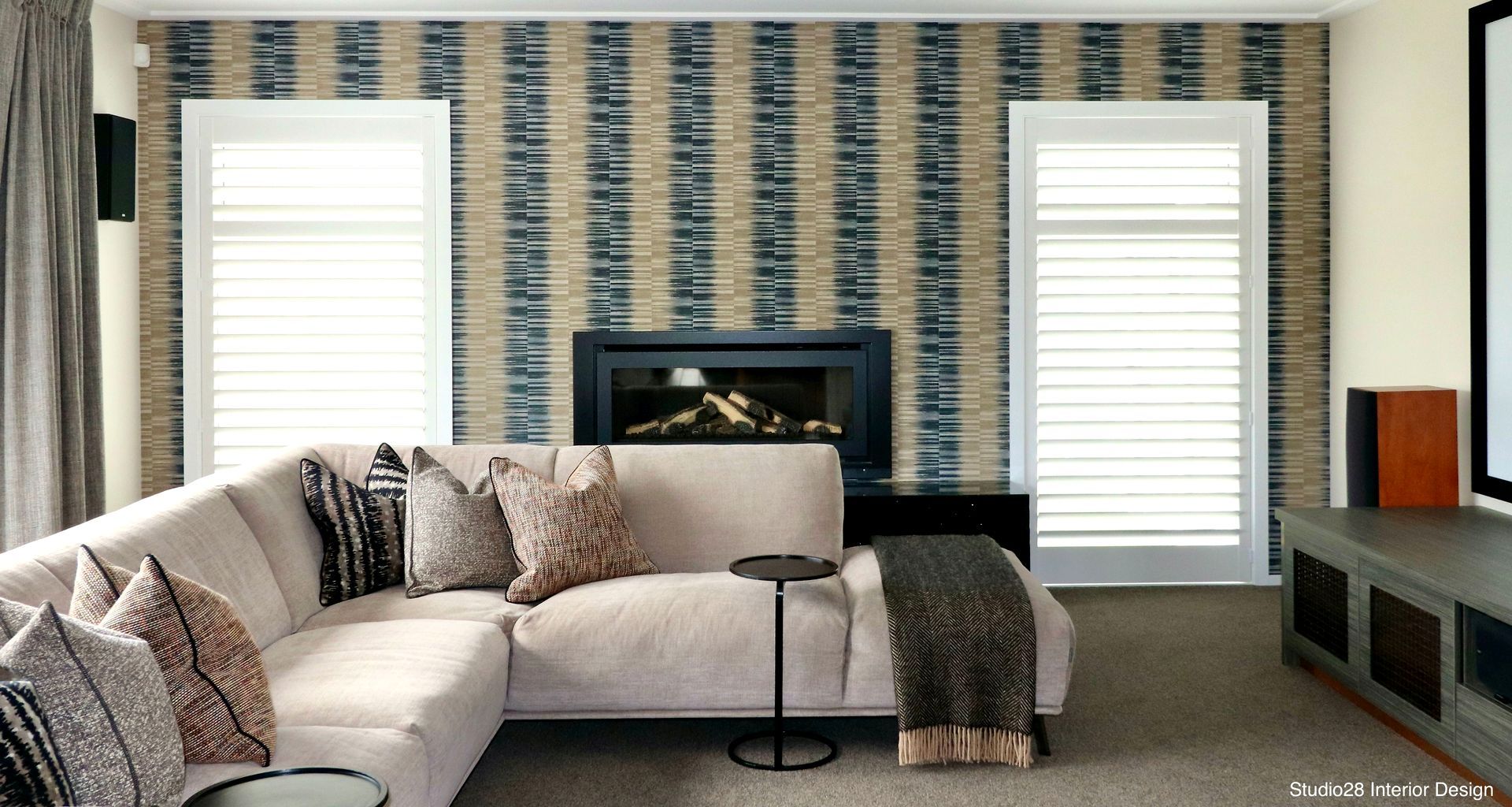 Modern urban living  banner