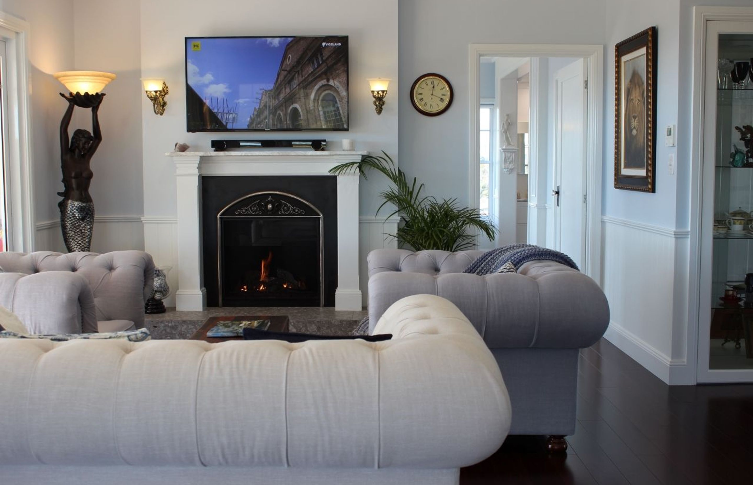 Main House Living. Photography: Hawksley Developments
