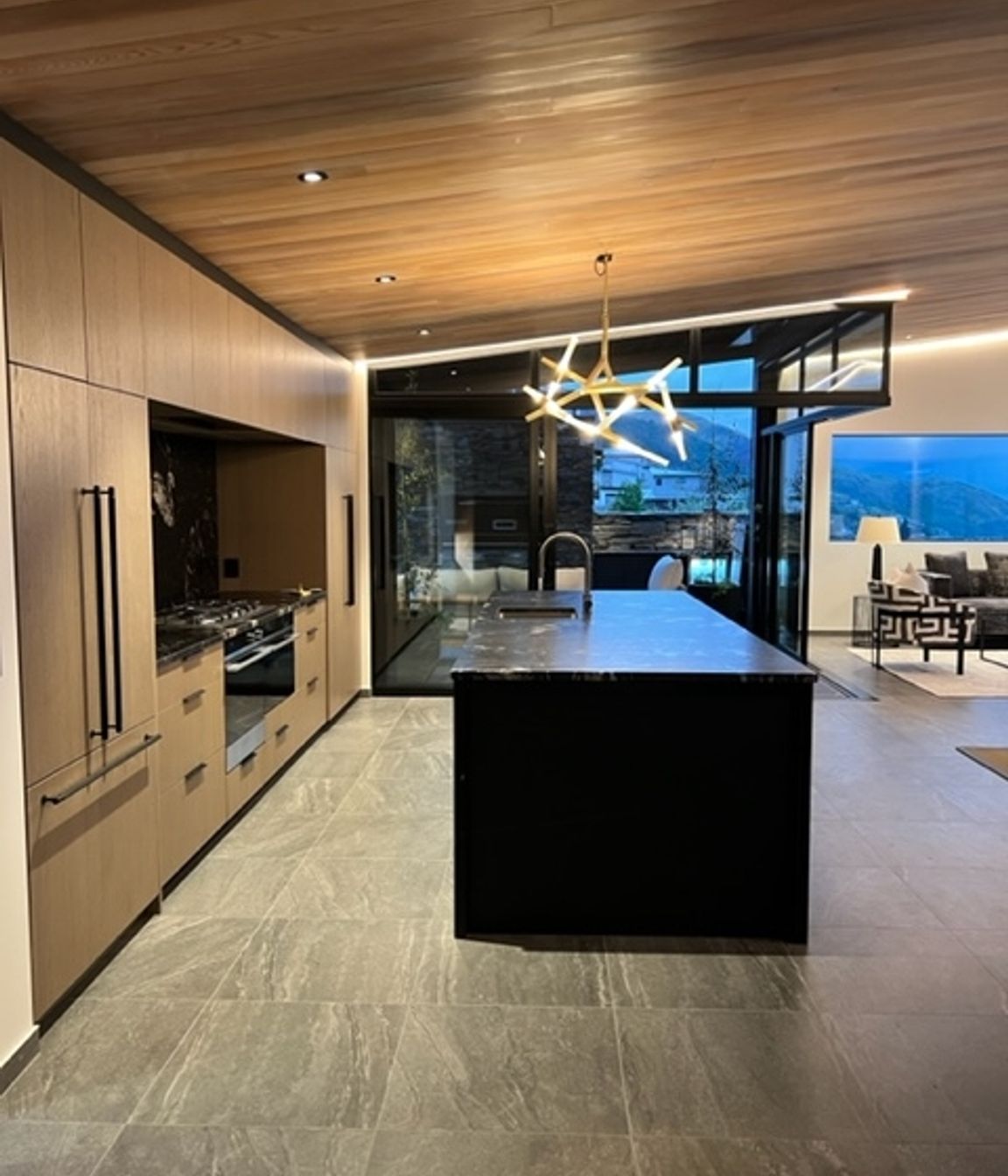 Q2 Residence