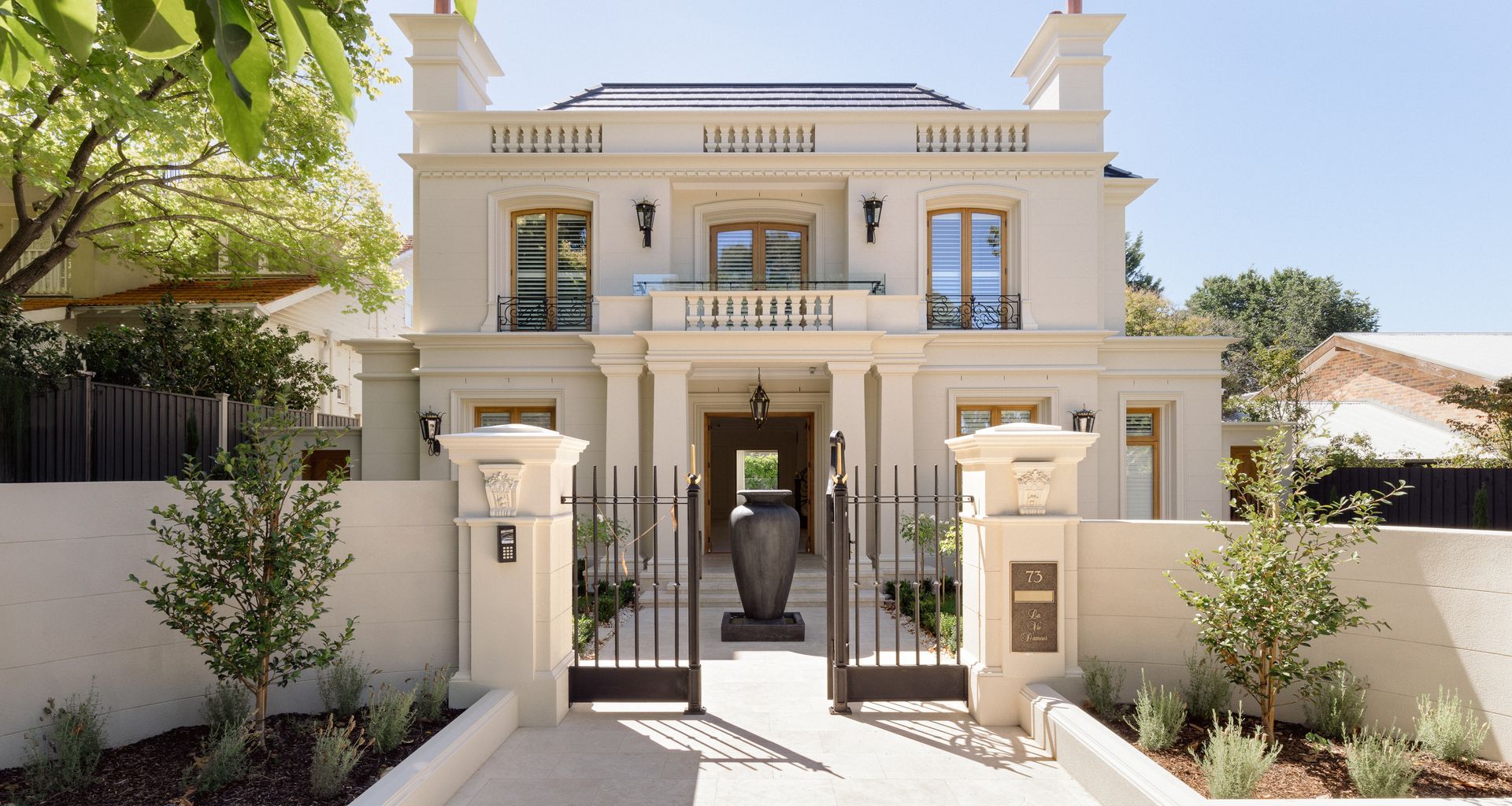 French Provincial Grandeur on Illawarra banner