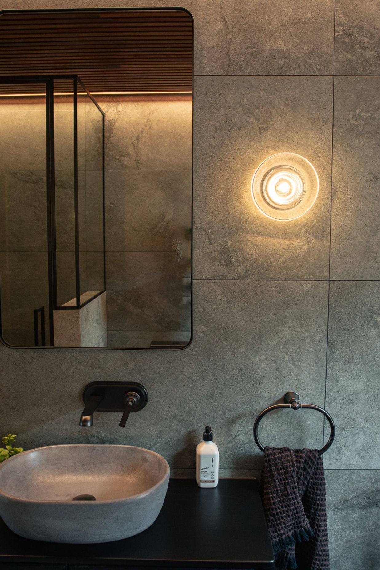 Wall light by SØKTAS