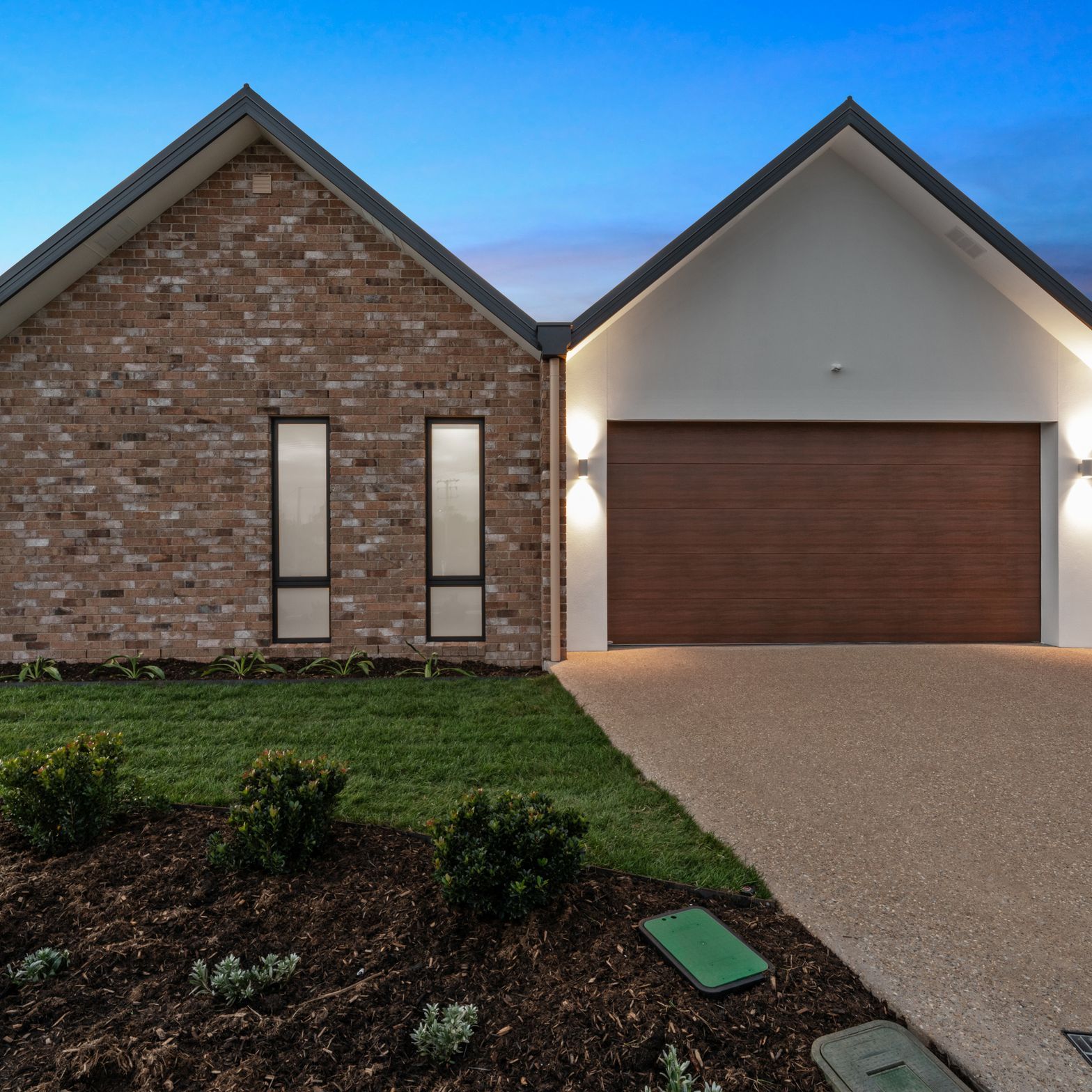 JOSCON-The-Merewyn-at-Richmond-Flat-line-profile-Blushed-teak-41-Wellington-St-Richmond-6.jpg