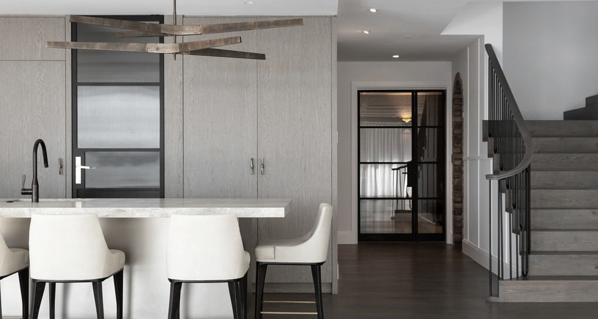 Sarsfield Street residence banner