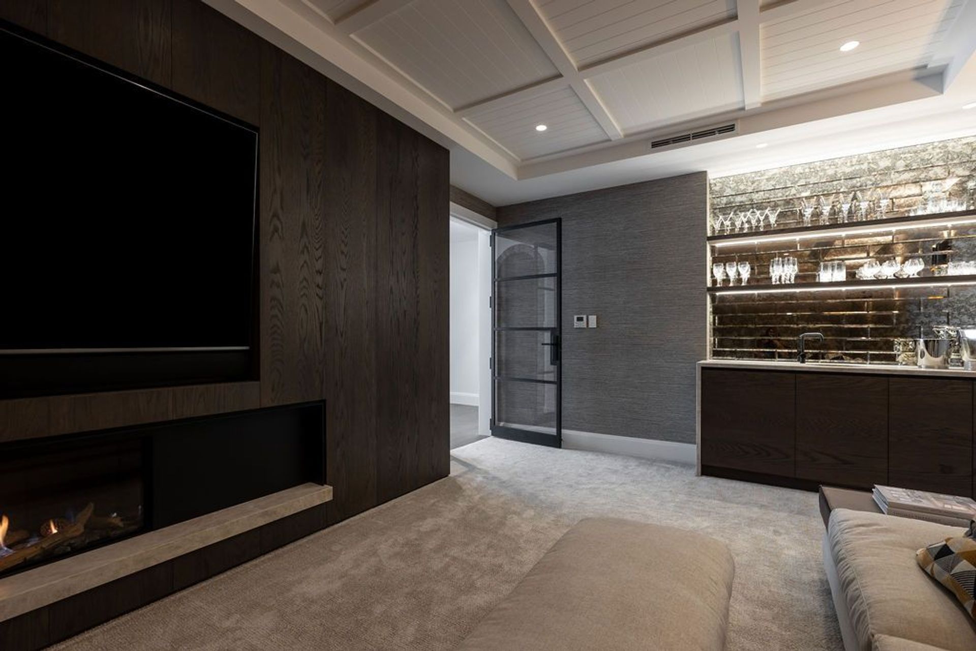 Sarsfield Street residence
