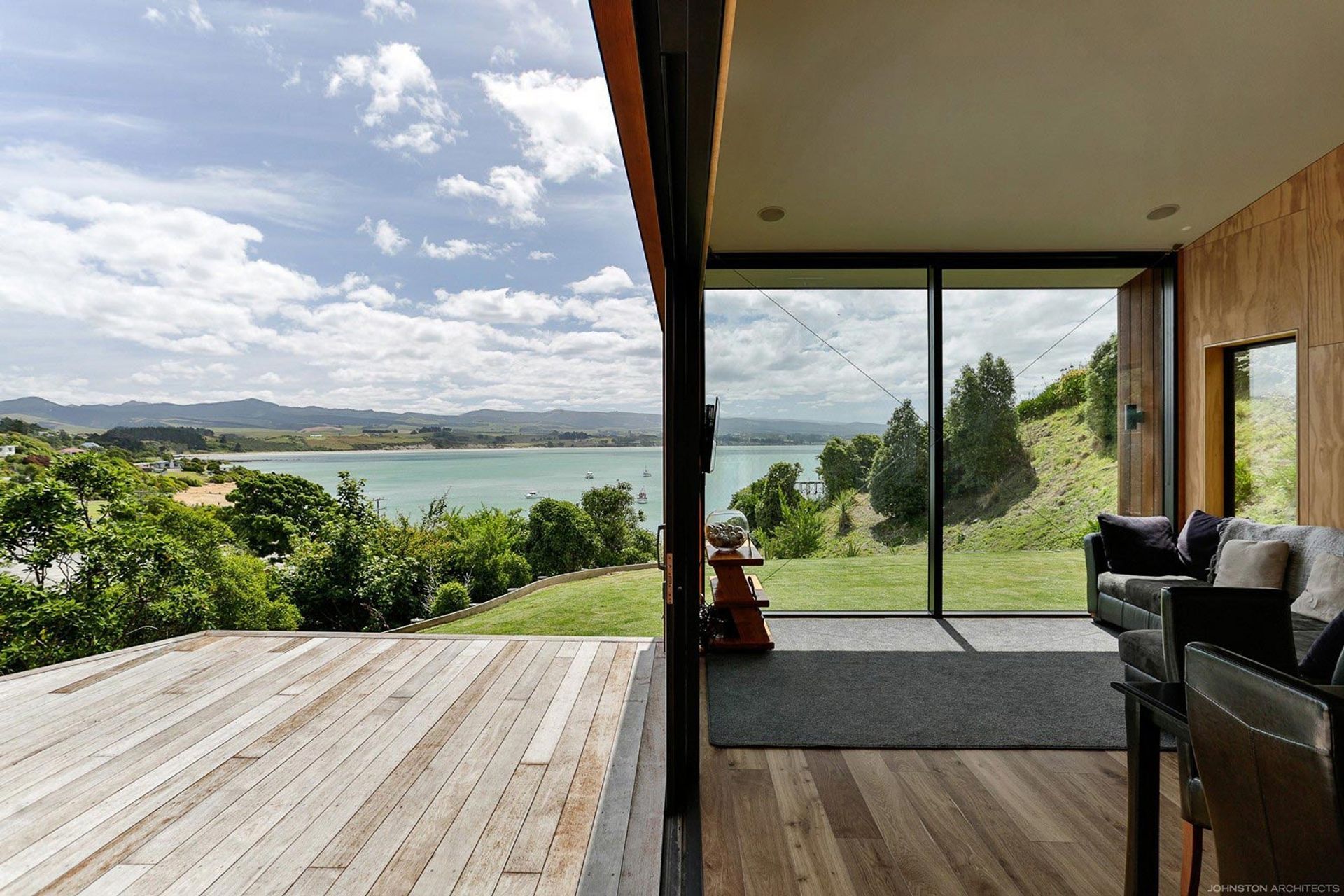 Moeraki House