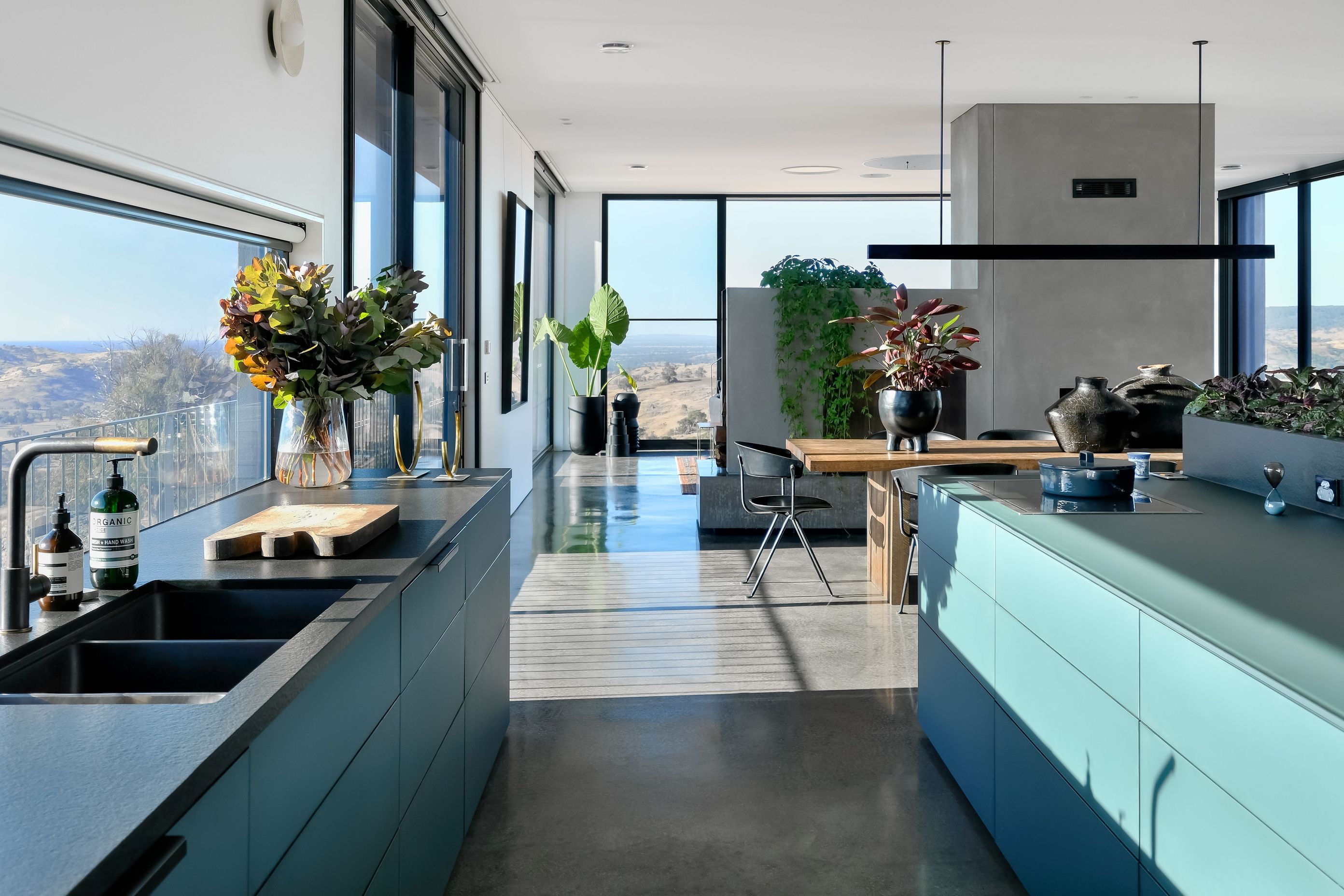 KITCHEN-1.jpg