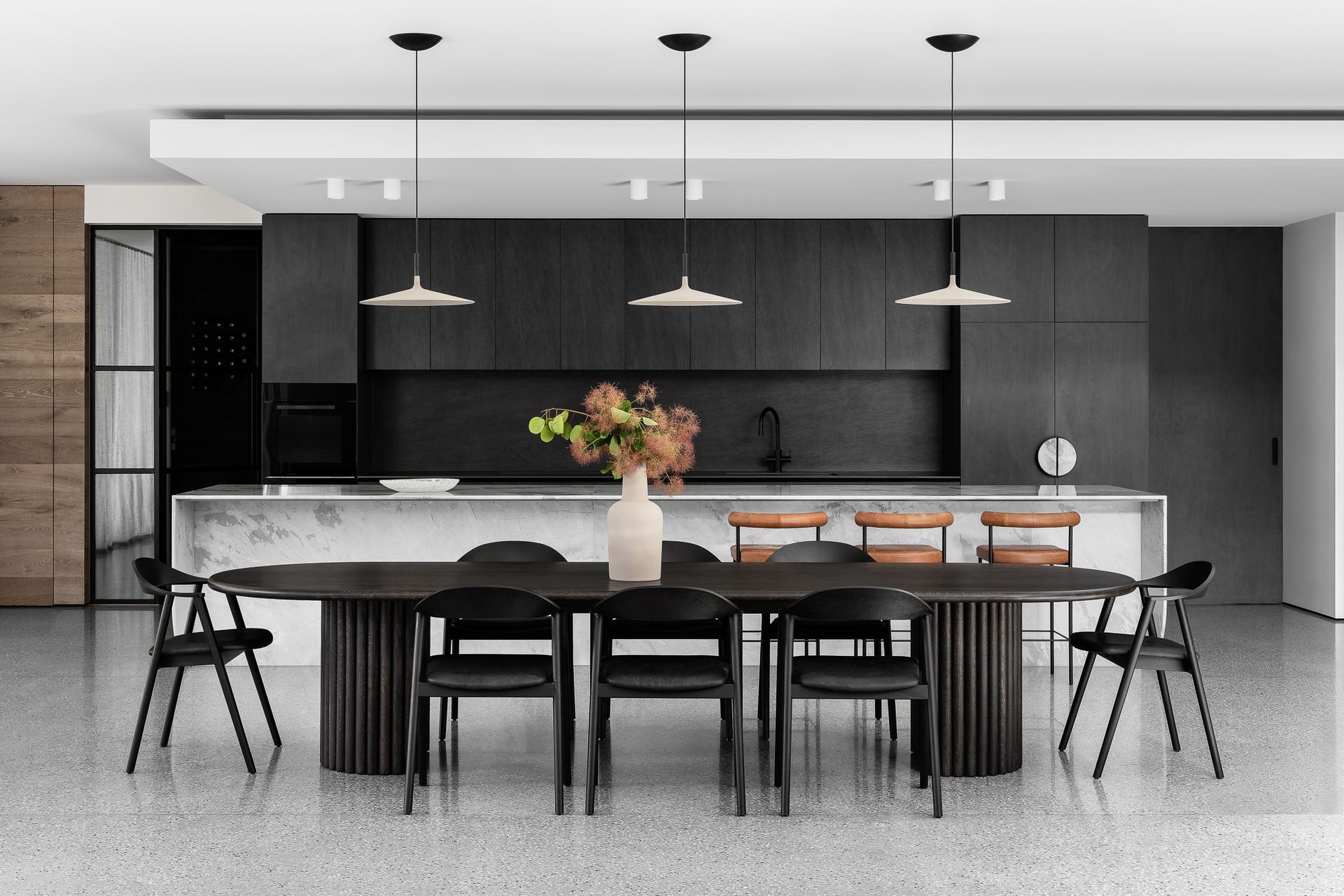 ##Round Choreography Residence