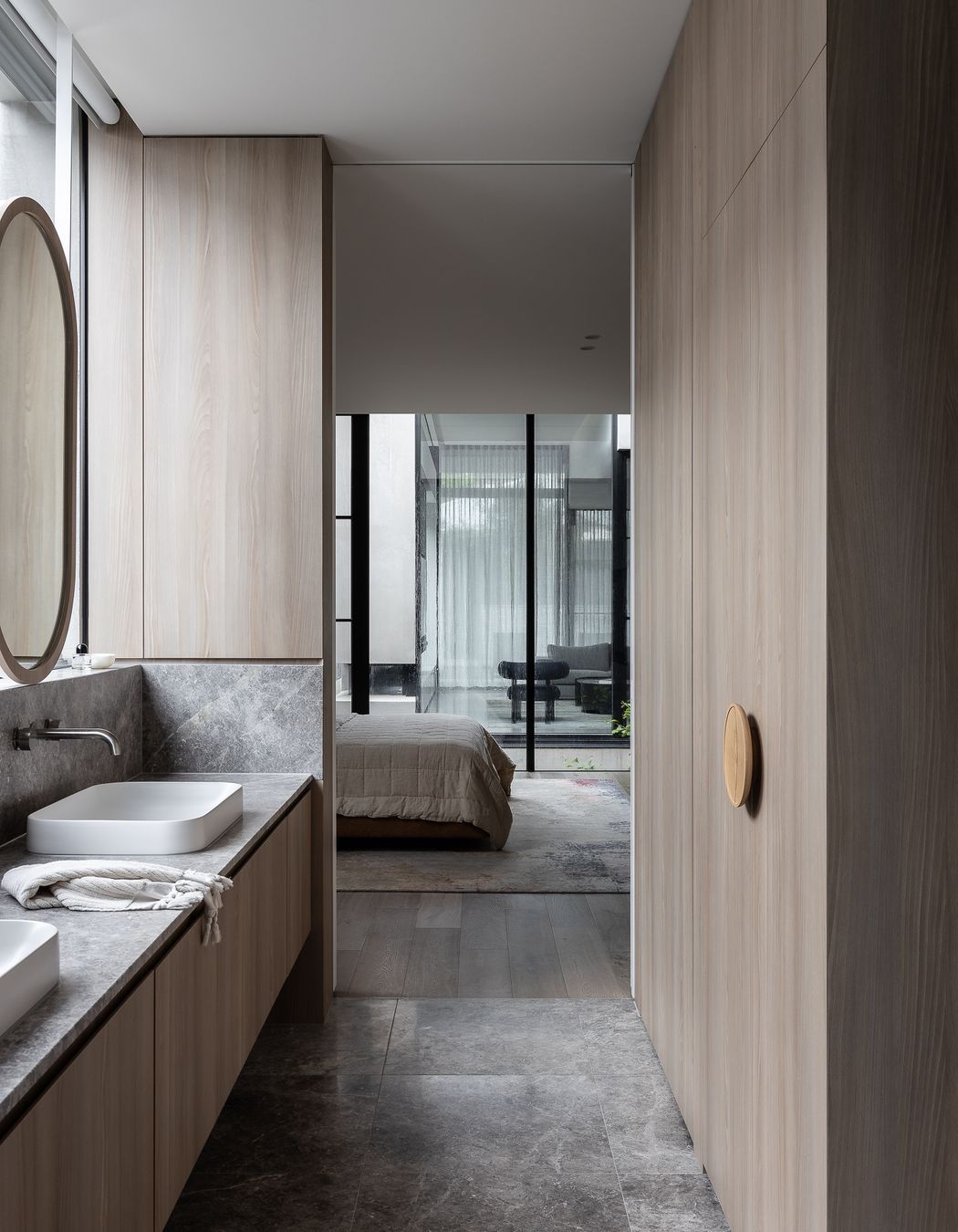 ##Round Choreography Residence