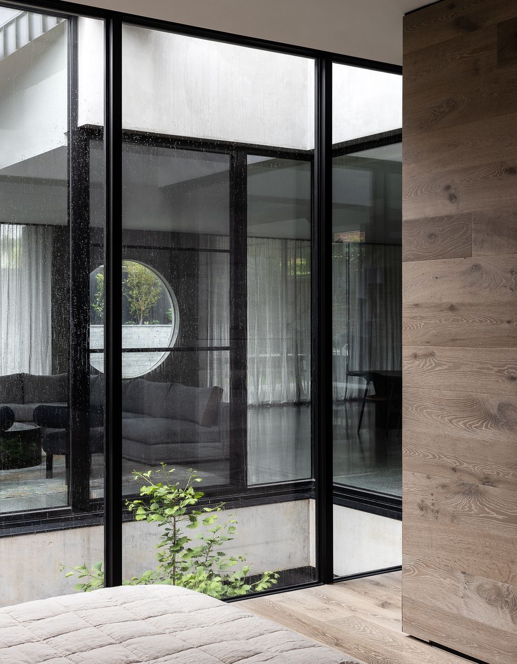 ##Round Choreography Residence