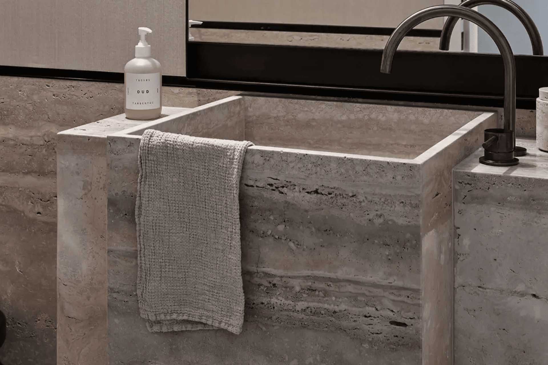 Concha Bonita Limestone (Custom Order) | Tavira Limestone | Striato Coliseum Travertine | Toki Constructions | Jorge Hrdina