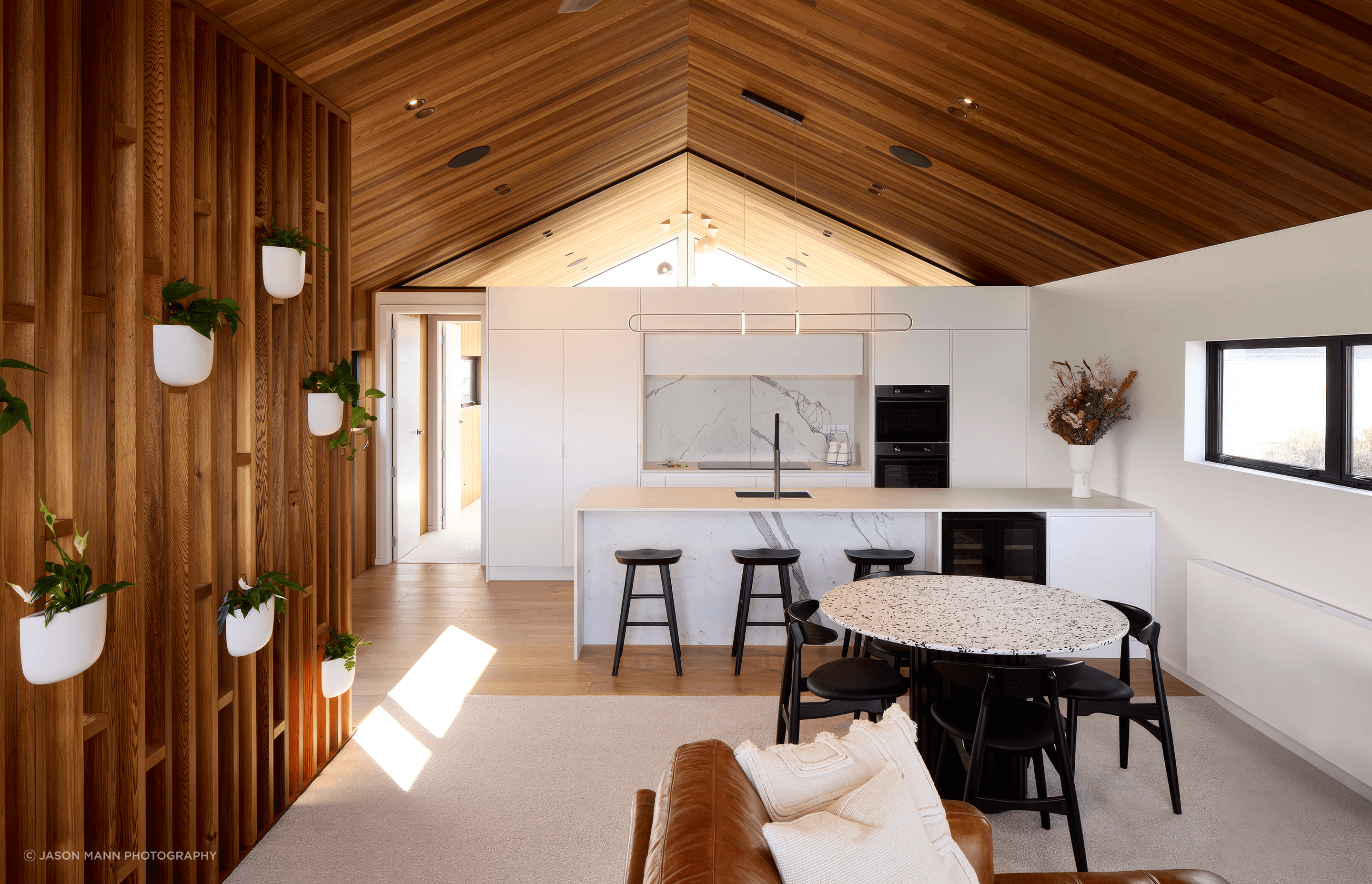 Kitchen-2upscaled-standard-v2-2x.png