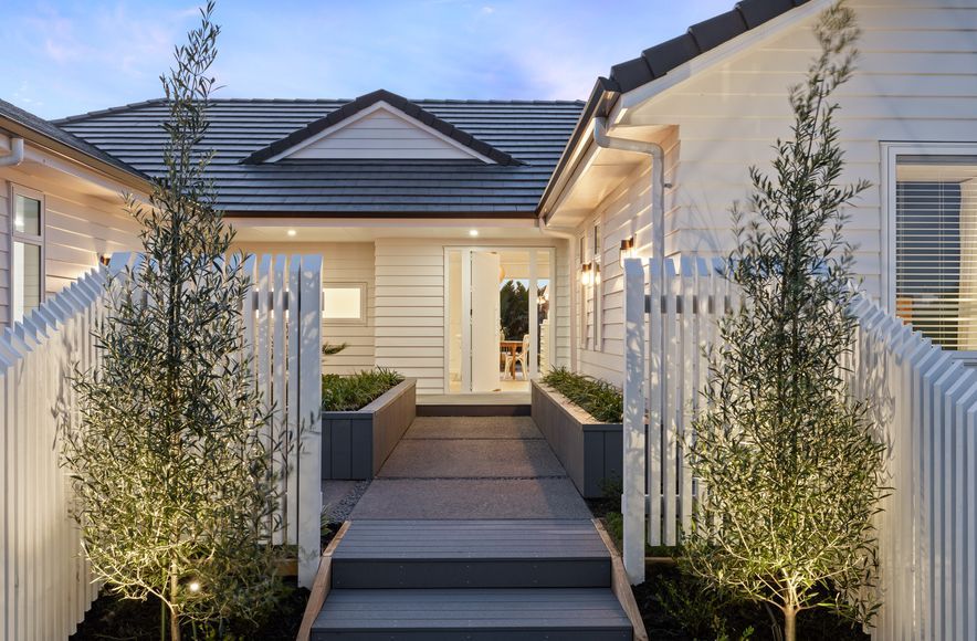 Hamptons-Style Luxury In The Bay Of Plenty