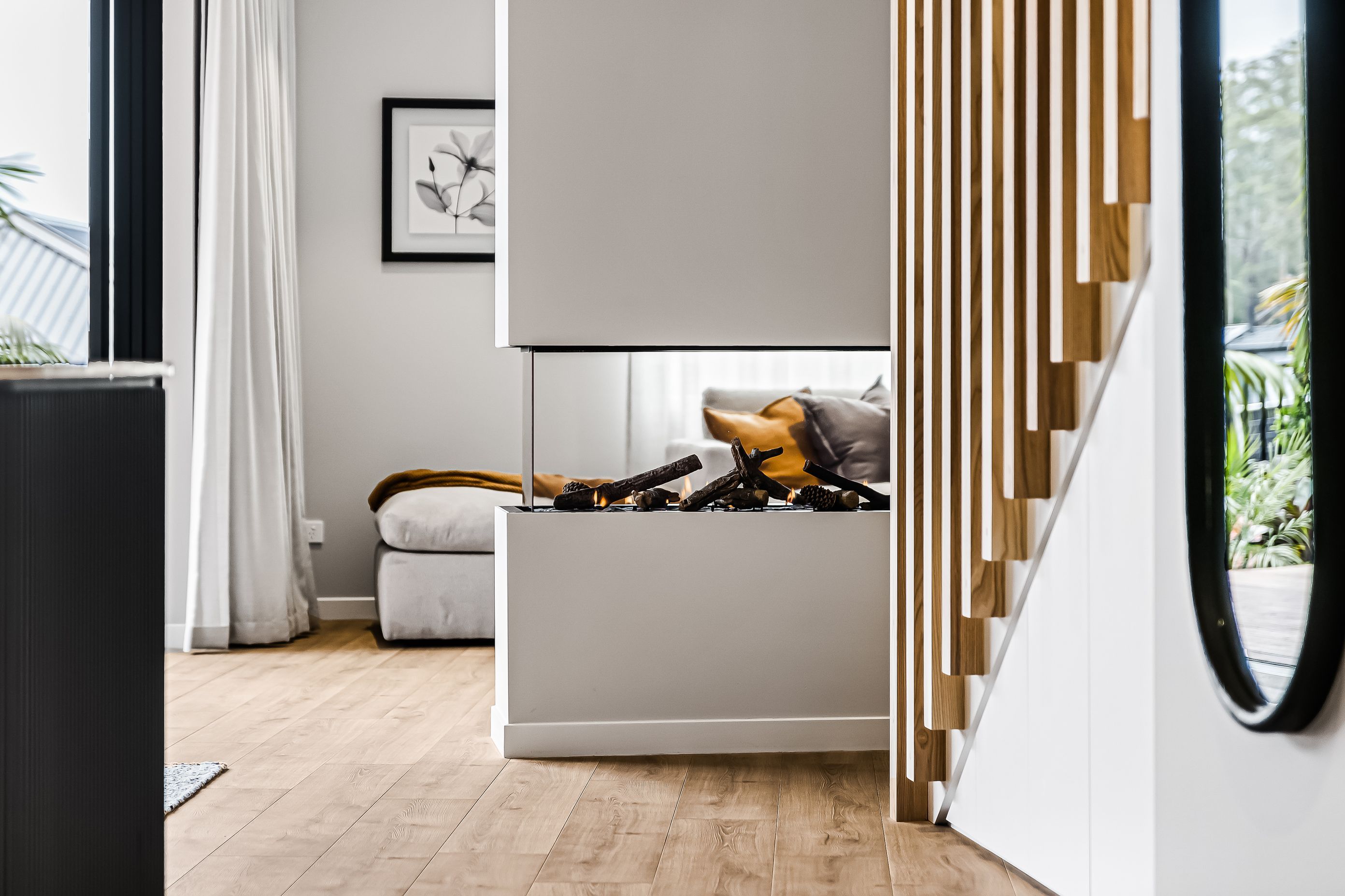 LL25003House-of-illusions-Maddren-063-v2.jpg