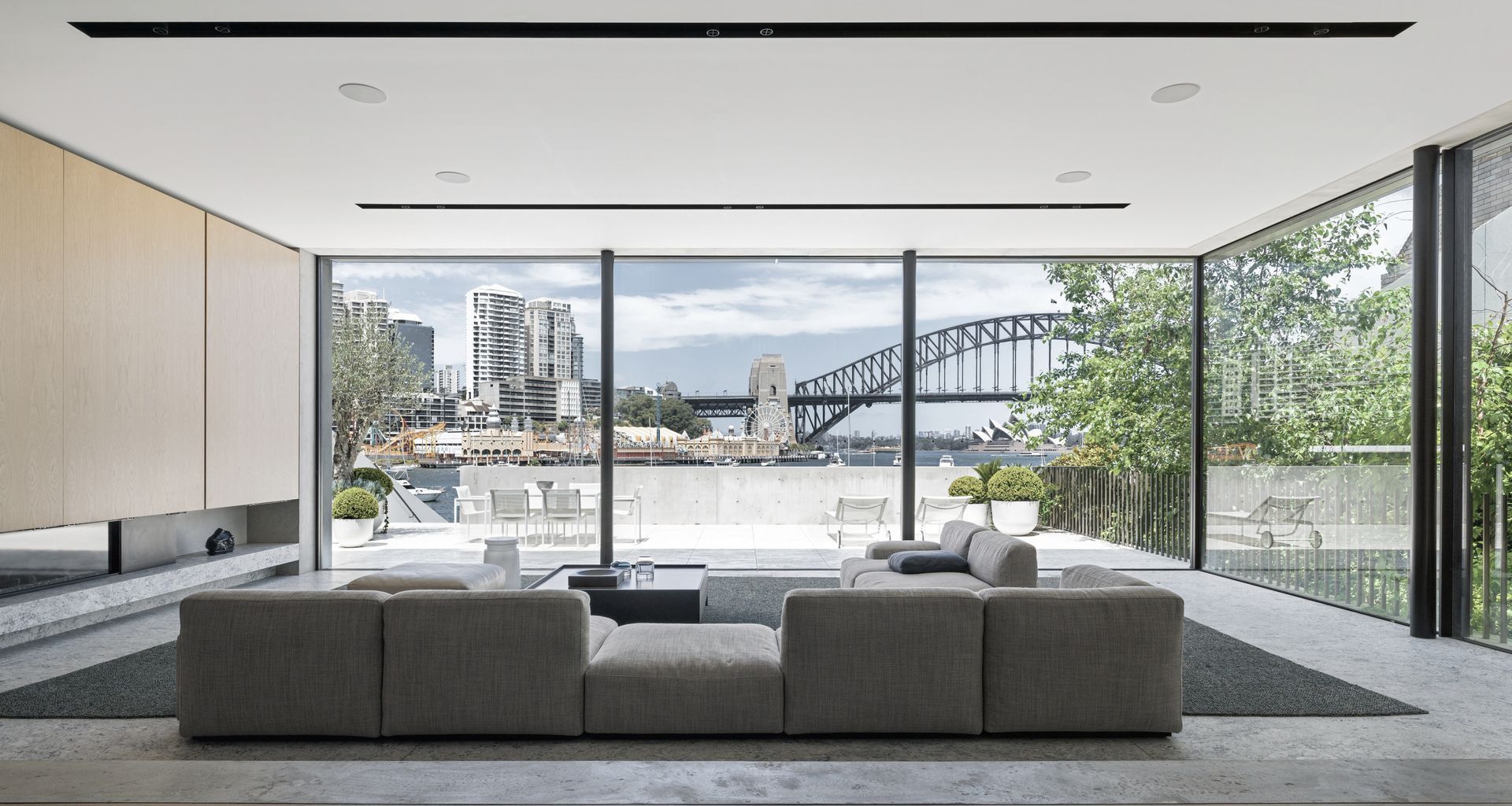 Lavender Bay House banner