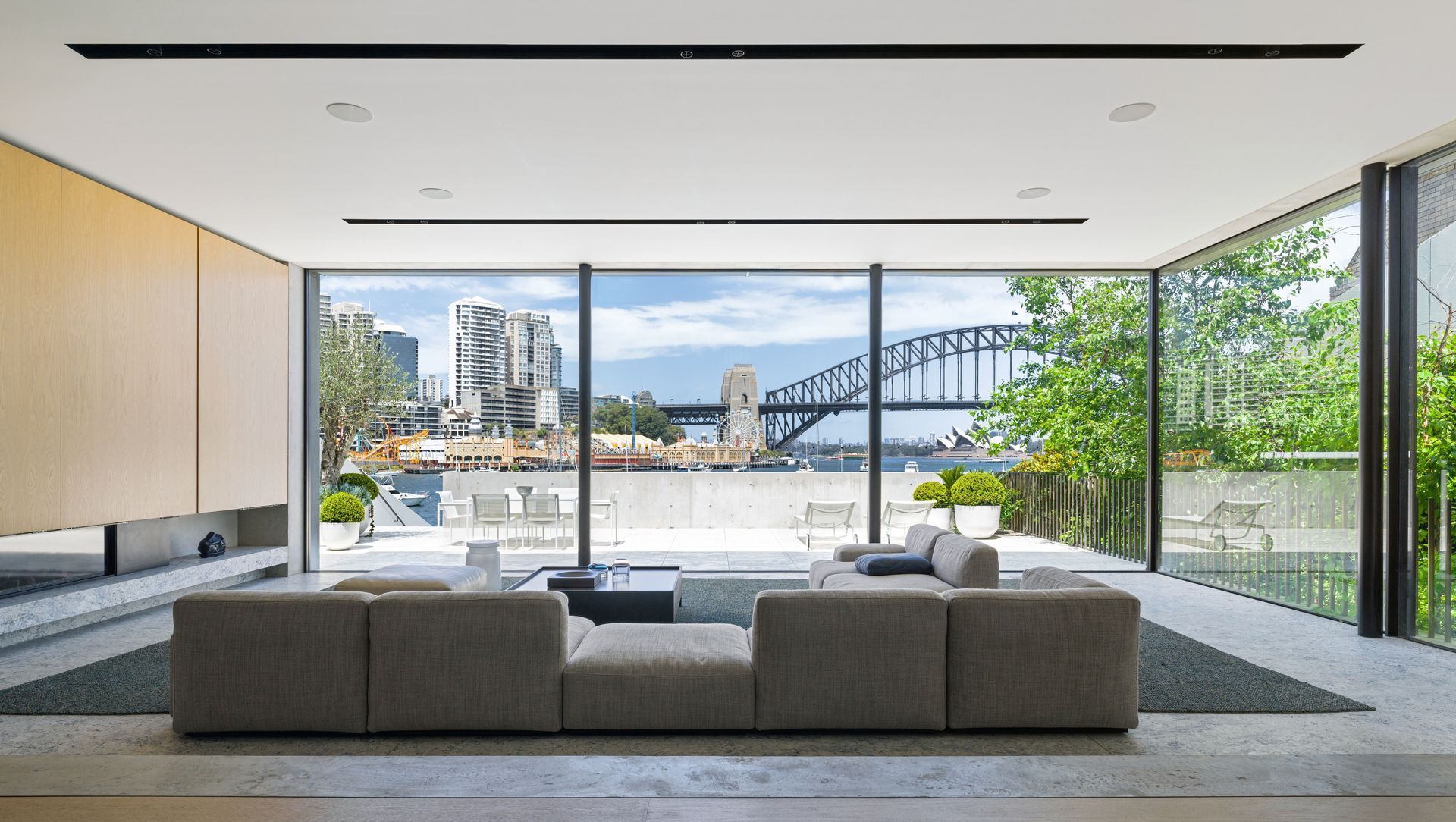 Lavender Bay House banner