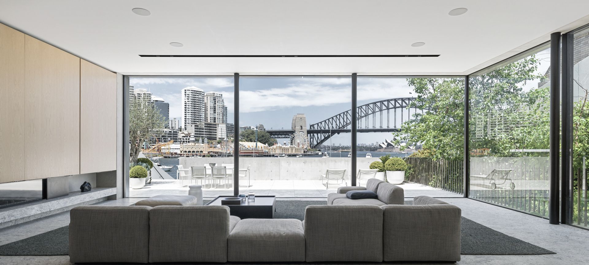 Lavender Bay House banner