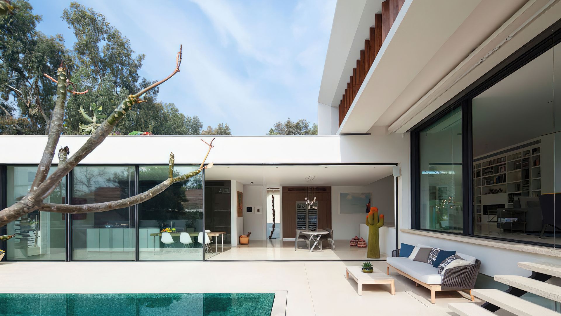 Modern Mediterranean Villa banner