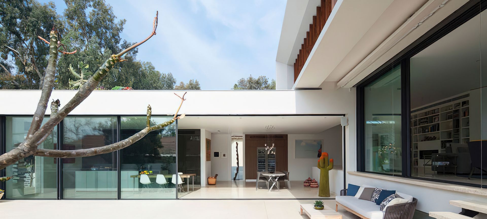 Modern Mediterranean Villa banner