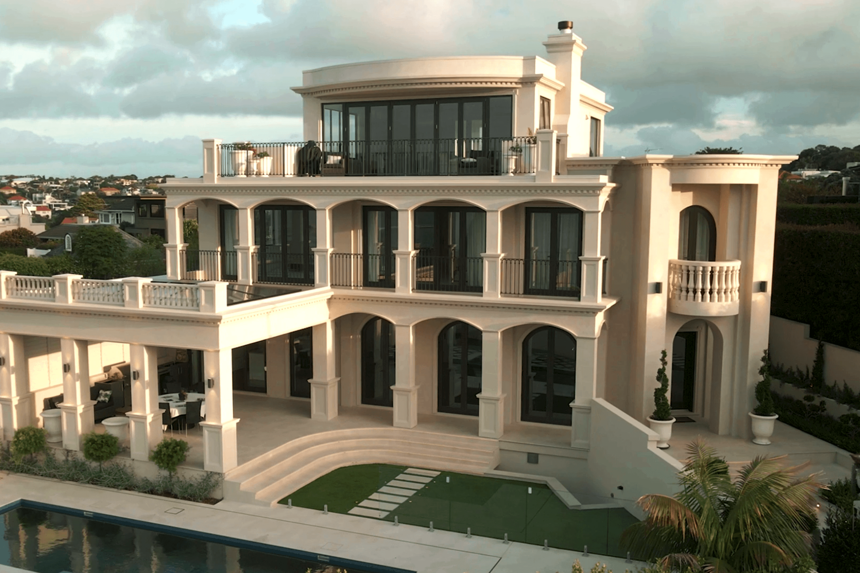 Orakei Luxury Home