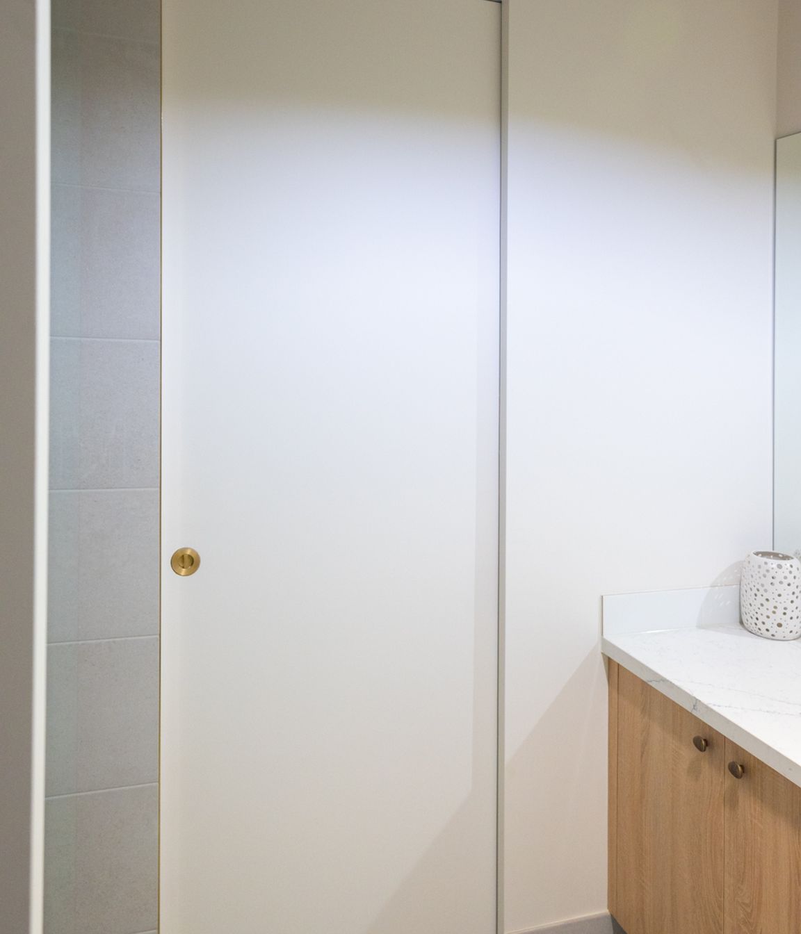 Little-River-Bathroom-SlideSet-Internal-v2.jpg