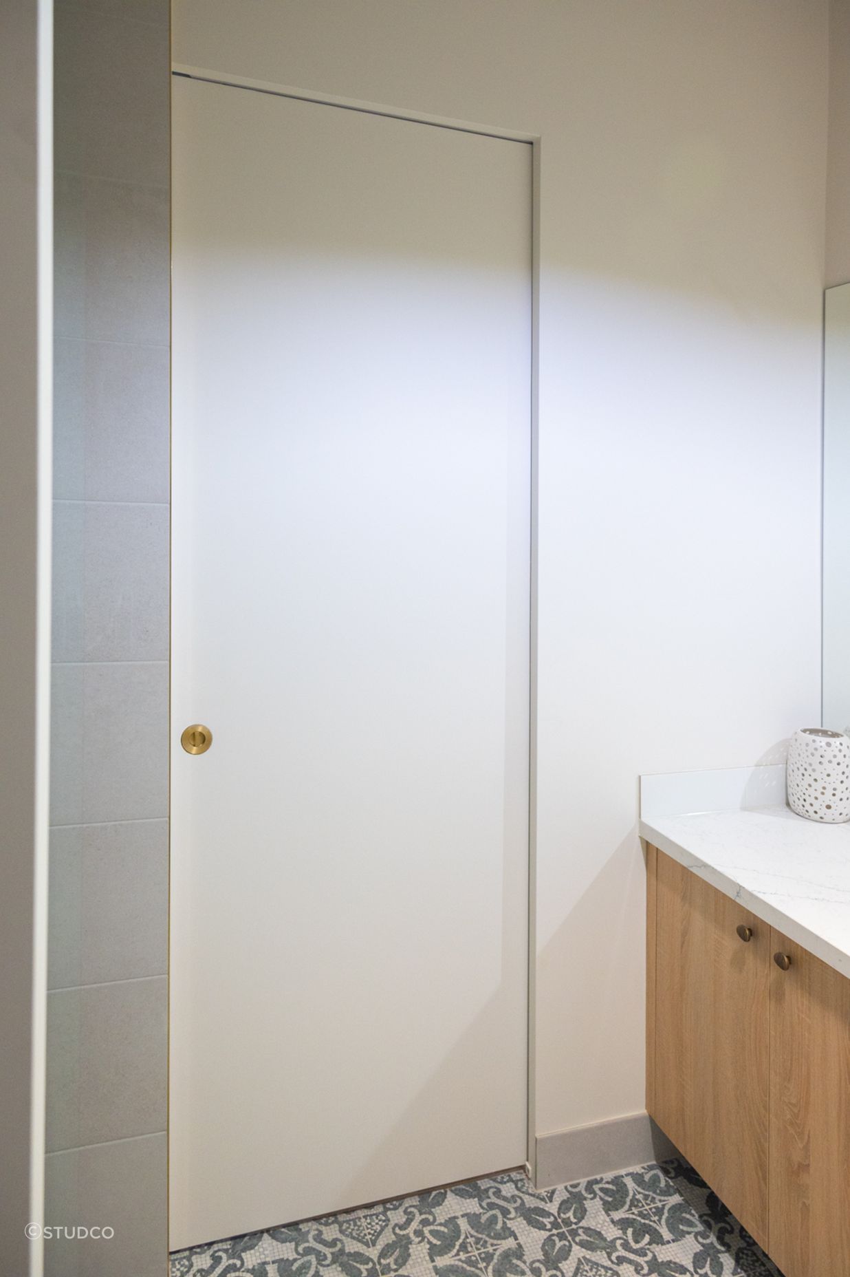 Little-River-Bathroom-SlideSet-Internal-v2.jpg