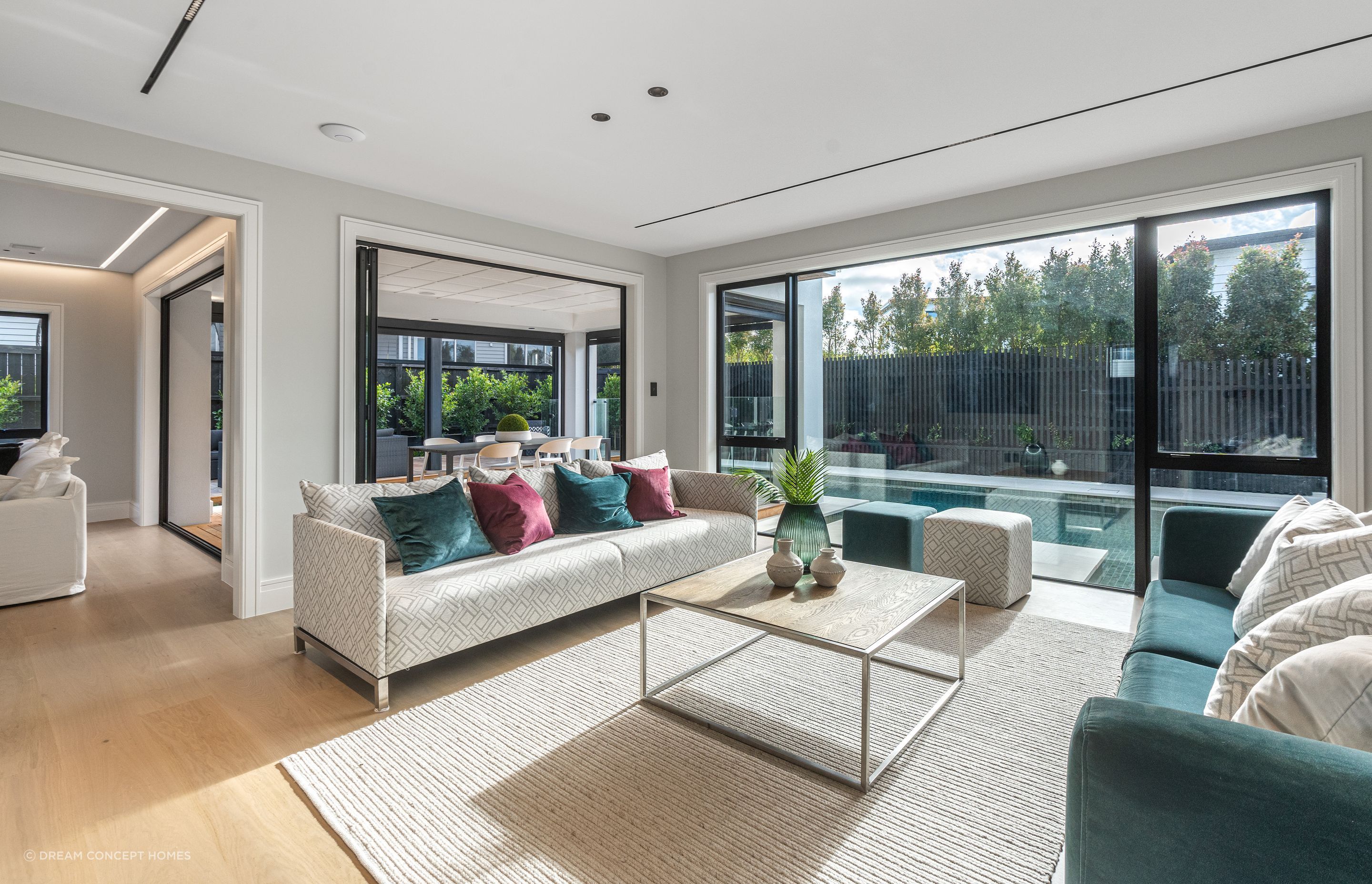 Living-room-with-Yard.jpg