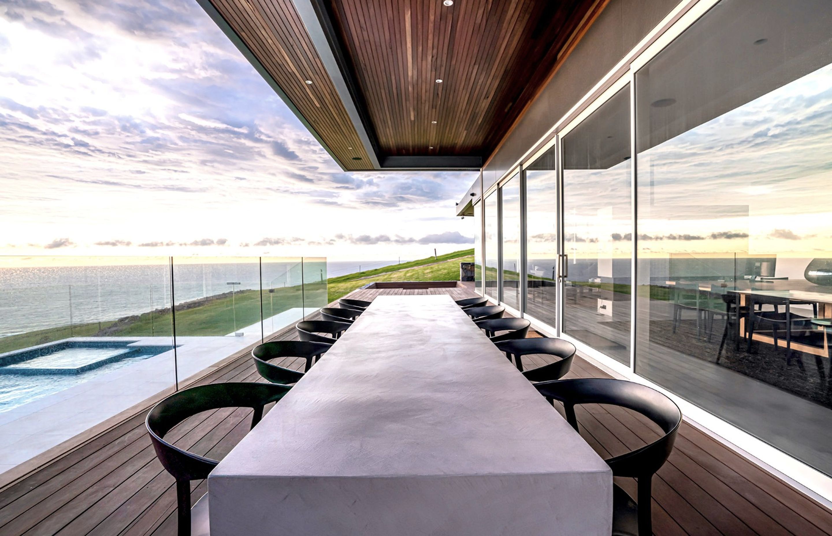 Lloyd Residence