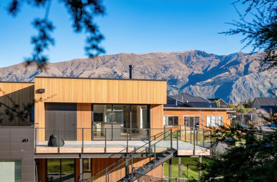 UNEX Enhances Unique Look of this Wanaka Home