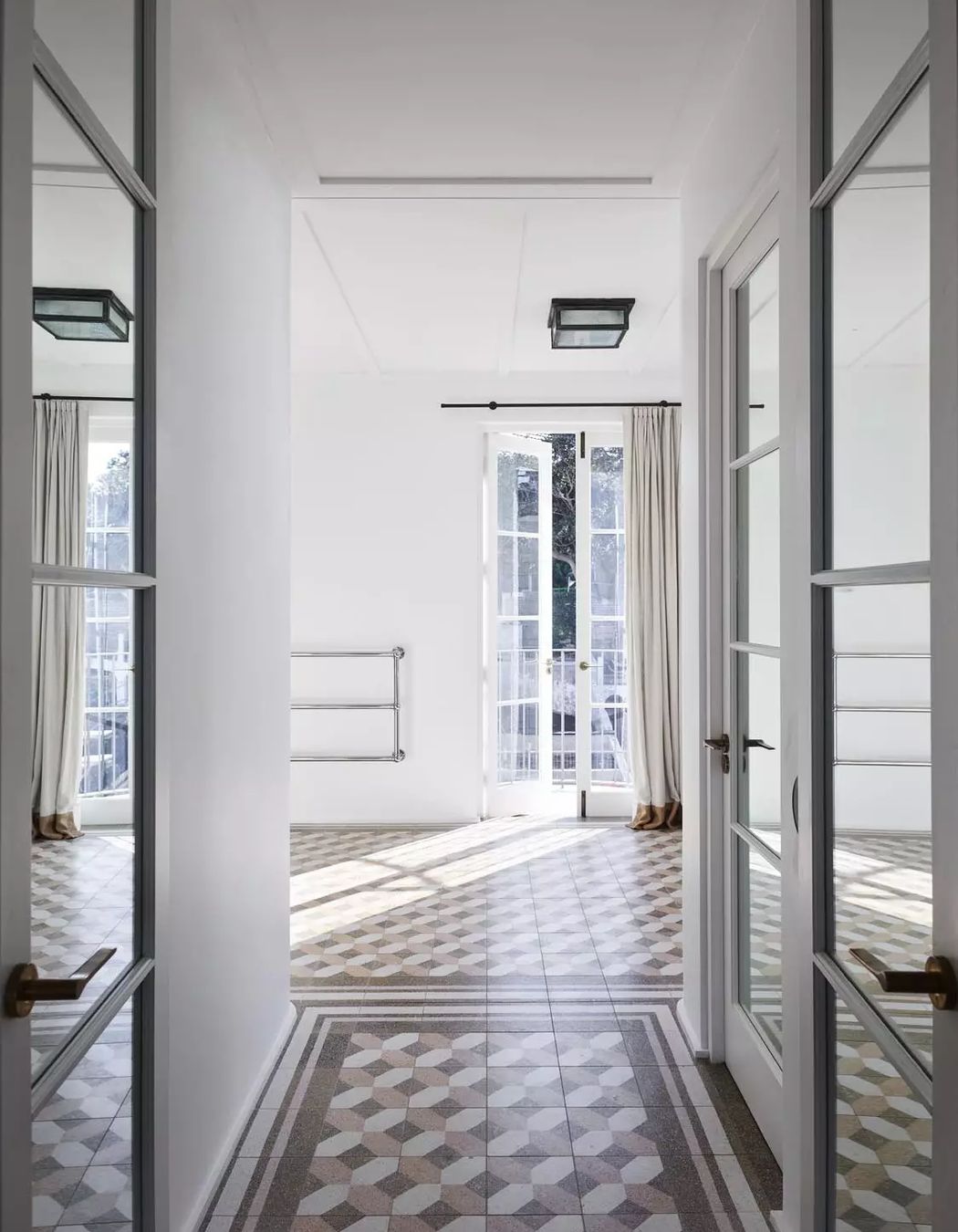 ##^^Mosman, Kardina St