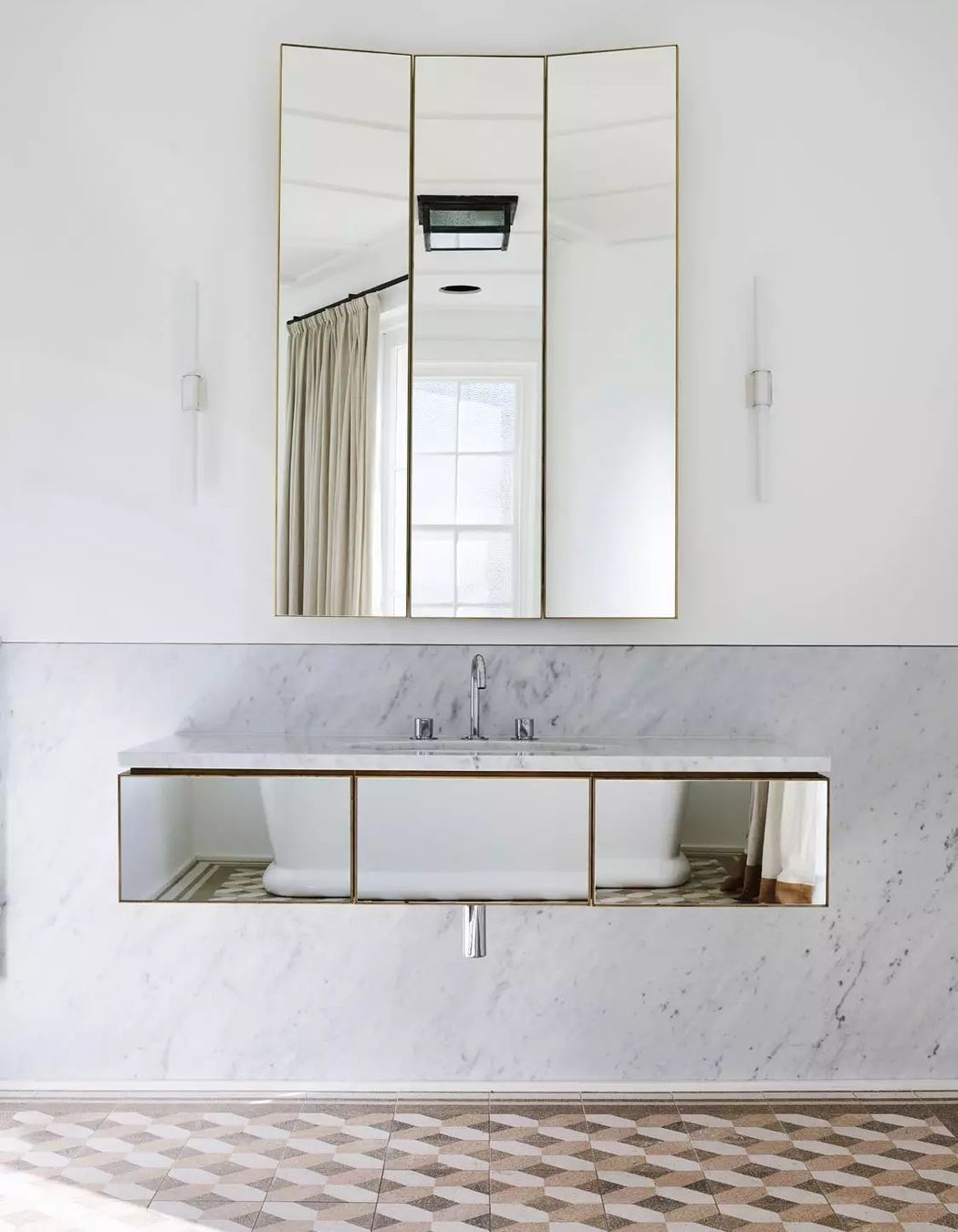 ##^^Mosman, Kardina St