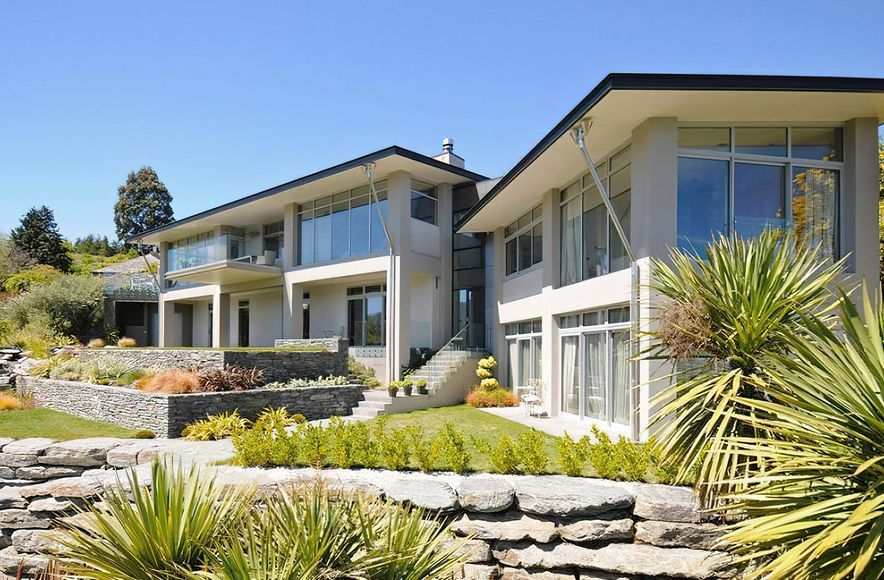 Lake Hayes Luxury Home