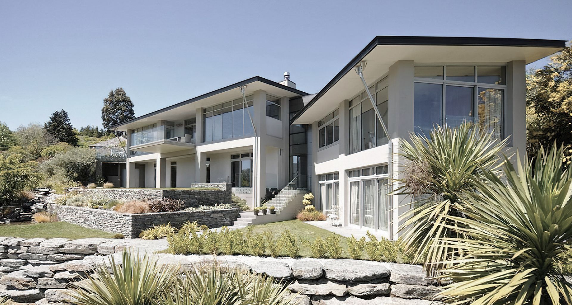 Lake Hayes Luxury Home banner