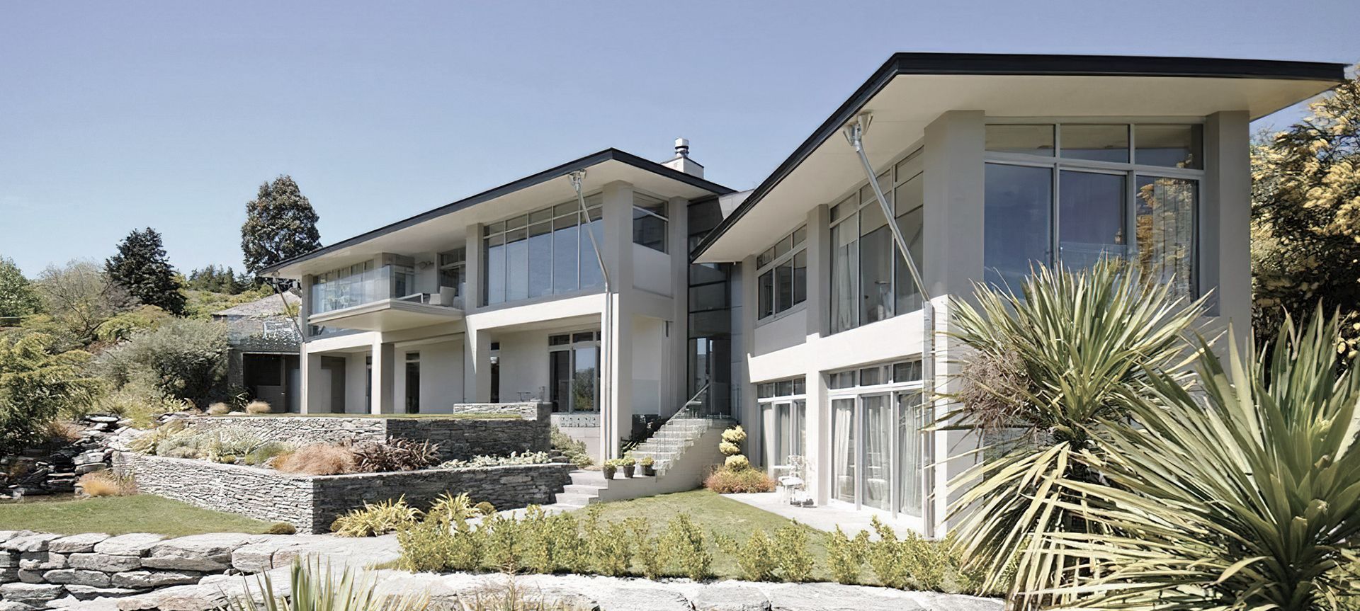 Lake Hayes Luxury Home banner