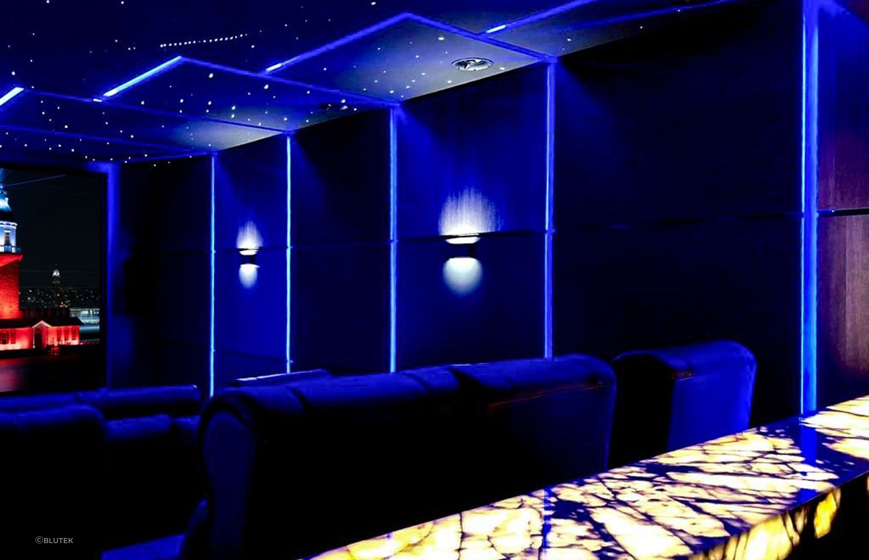 MAJORBY-BLUTEK3.jpg