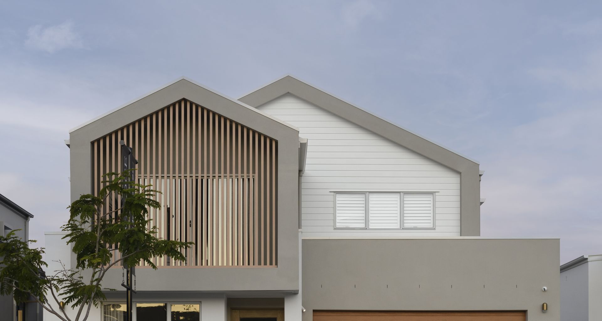 Worongary Display Homes by Clarendon Homes banner