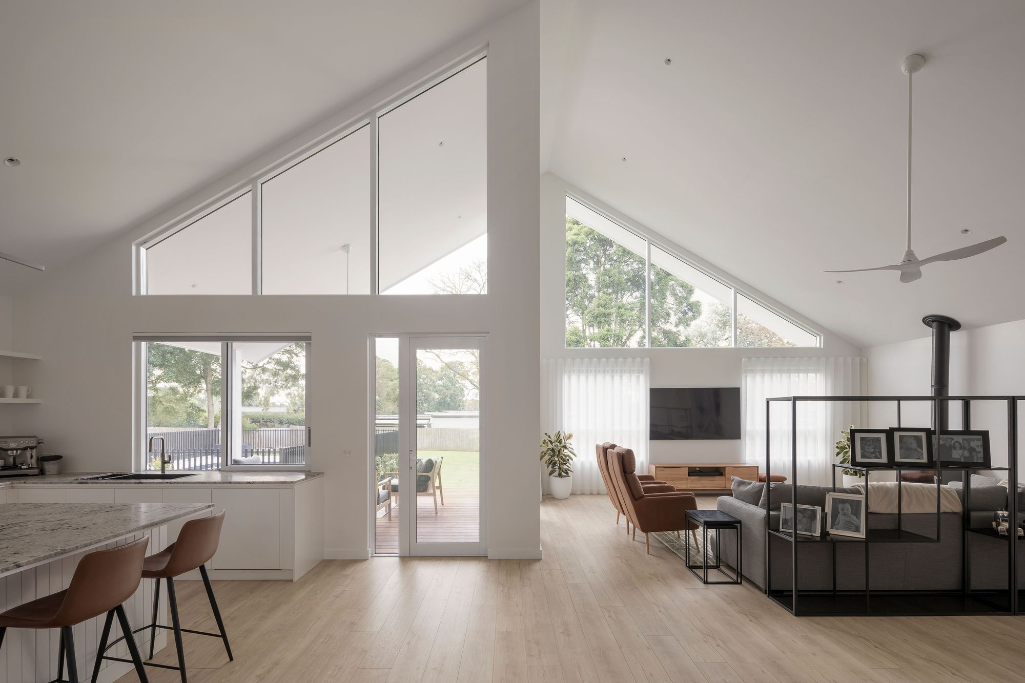 MESH2297ParkRd076.jpg