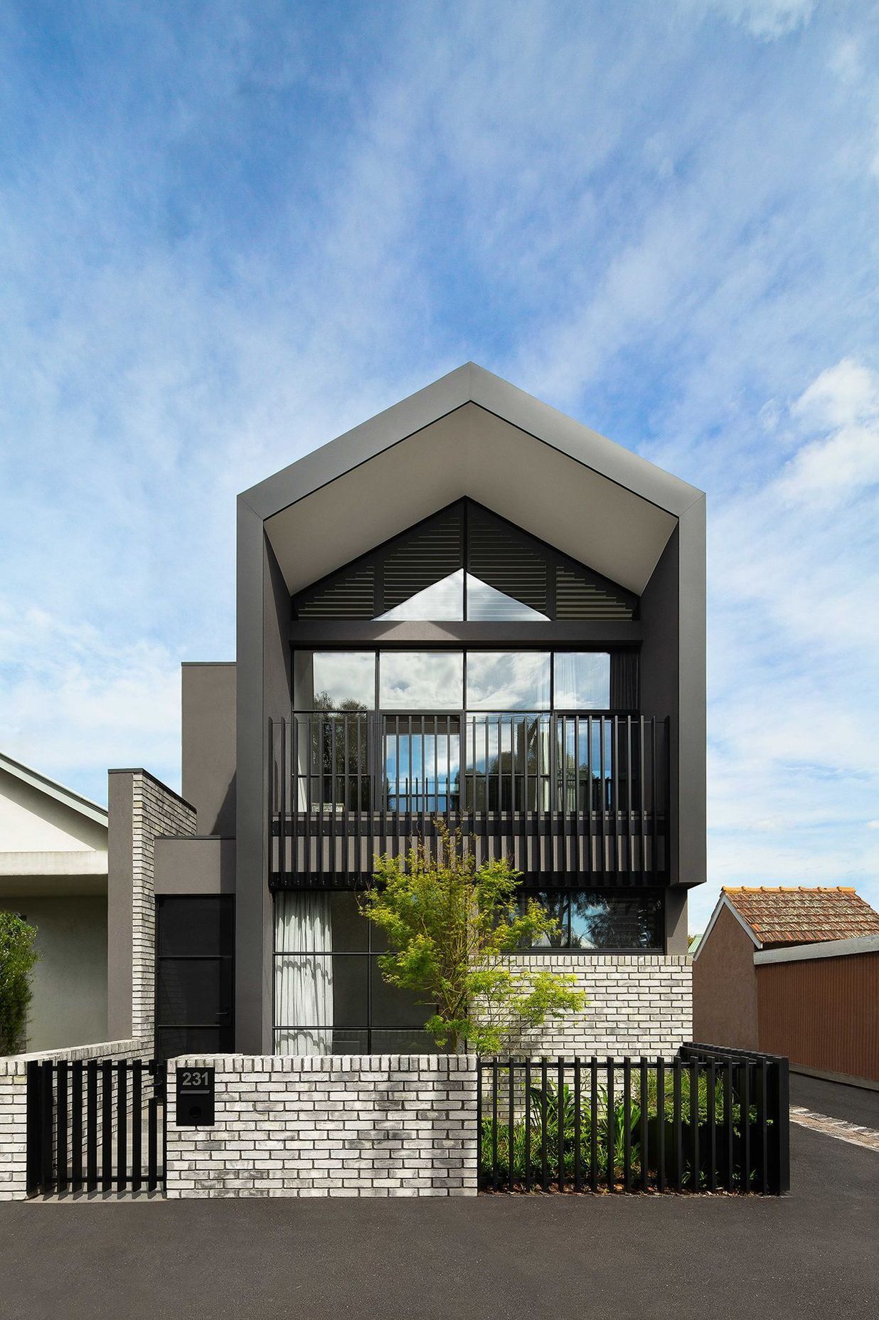 Esplanade East