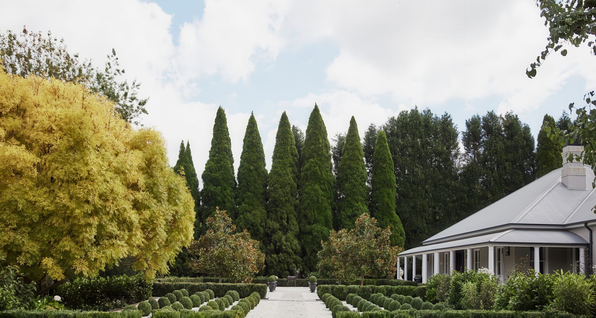 Parterre Manor banner